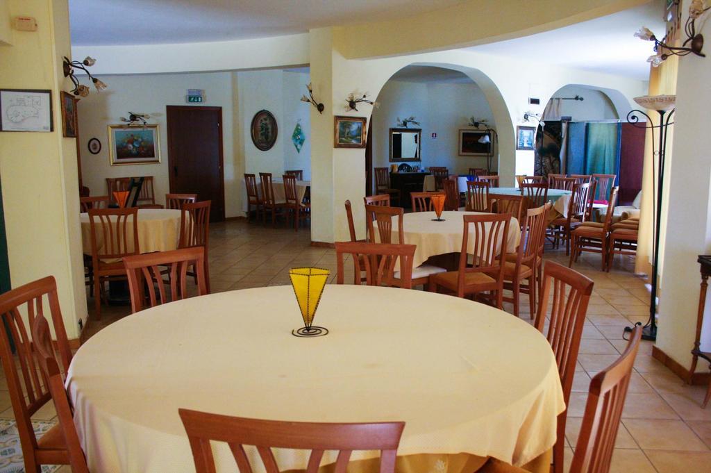 Arenella Beach Rooms Exterior foto