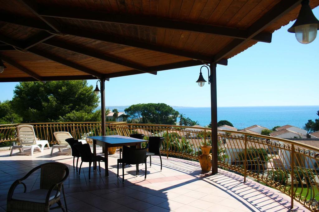 Arenella Beach Rooms Exterior foto